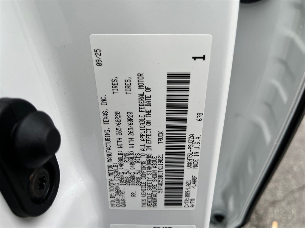 2026 Toyota Tundra i-FORCE MAX Tundra Platinum