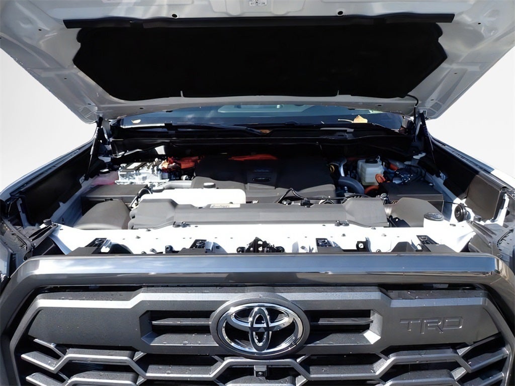 2026 Toyota Tundra i-FORCE MAX Tundra Platinum