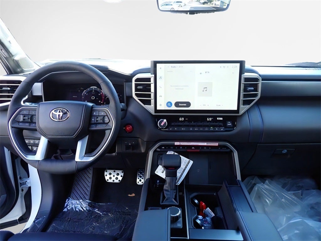 2026 Toyota Tundra i-FORCE MAX Tundra Platinum