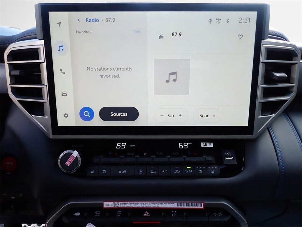 2026 Toyota Tundra i-FORCE MAX Tundra Platinum