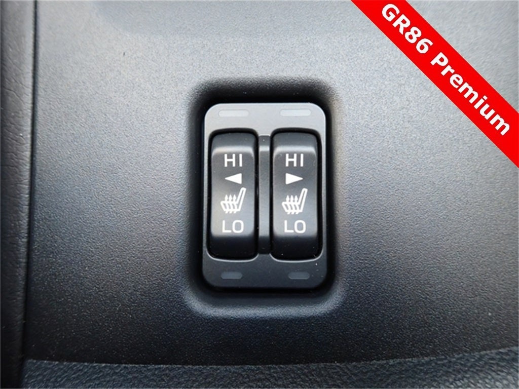 2025 Toyota GR86 Premium MT