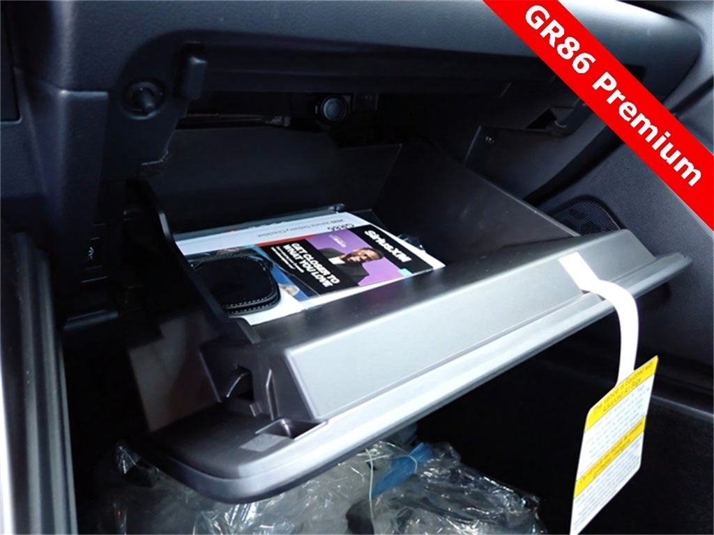 2025 Toyota GR86 Premium MT