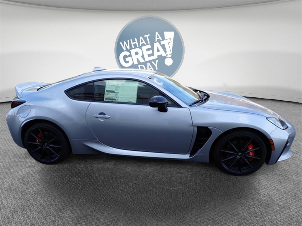 2025 Toyota GR86 Premium MT