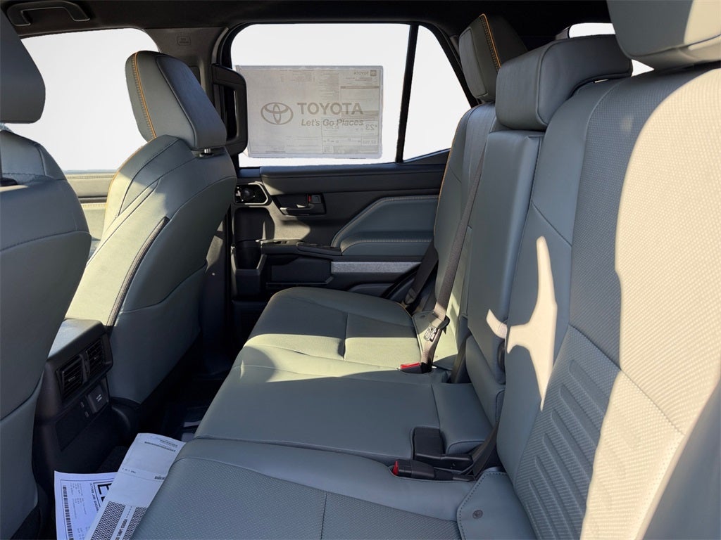 2026 Toyota 4Runner i-FORCE MAX 4Runner Trailhunter