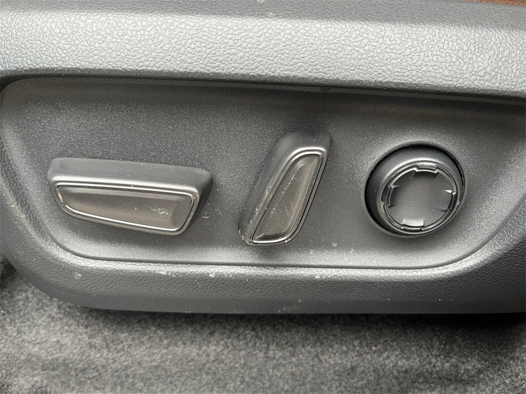 2025 Toyota 4Runner i-FORCE MAX 4Runner Limited