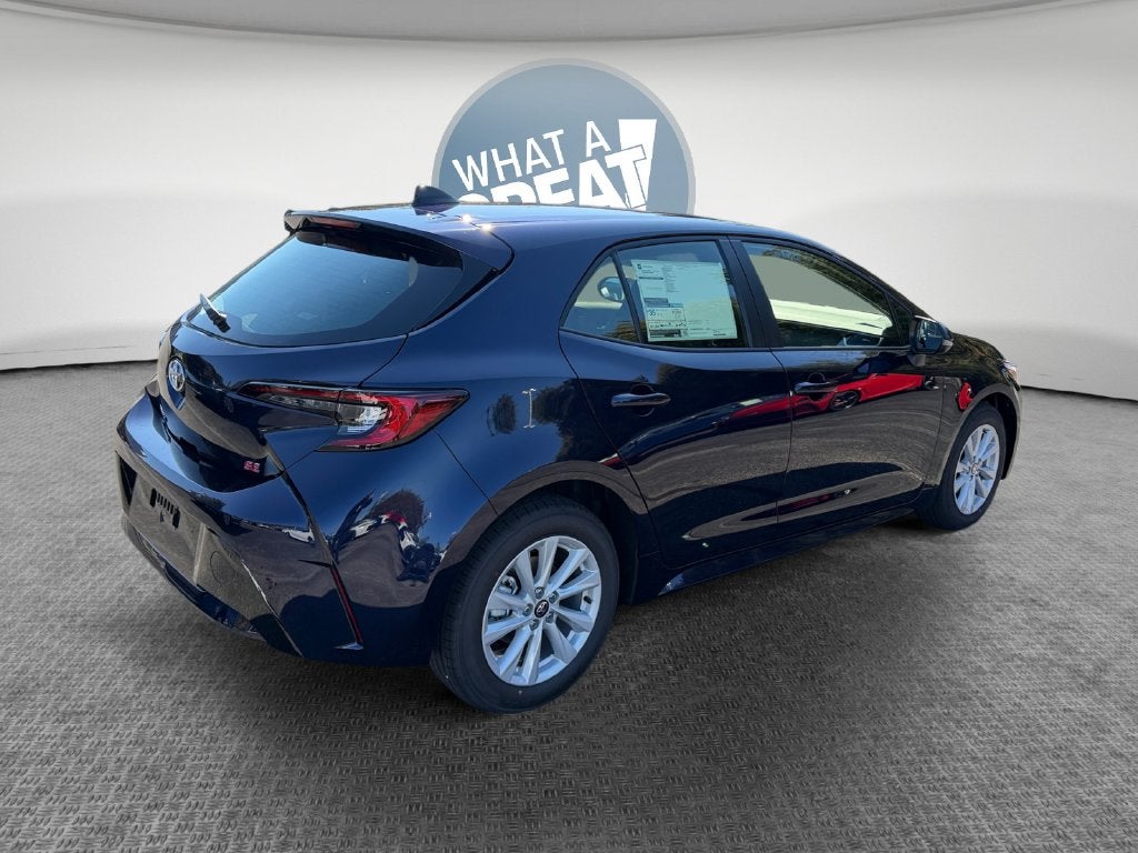 2027 Toyota Corolla Hatchback SE