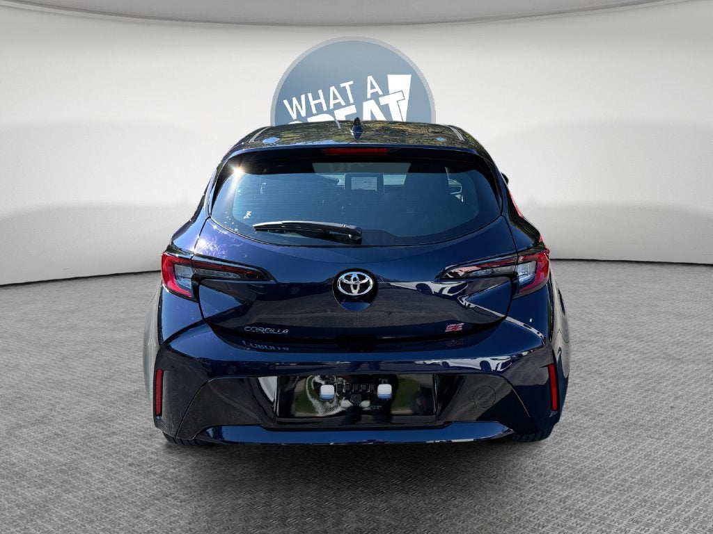 2027 Toyota Corolla Hatchback SE
